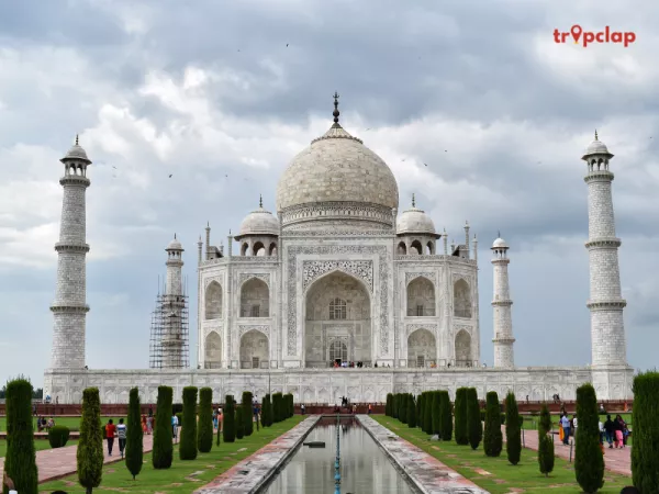 A Visit to the Taj Mahal in Agra
