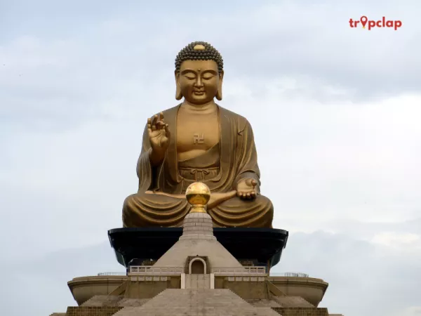 2. The Spring Temple Buddha - Lushan County, Henan, China
