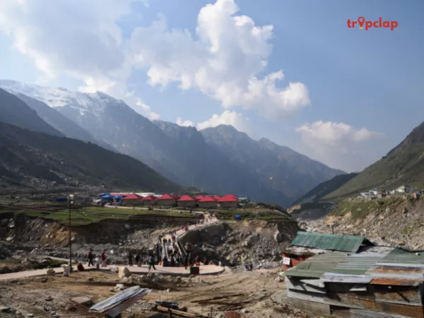 Here's a suggested itinerary for Delhi to Kedarnath within a budget of 5000