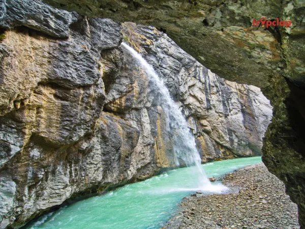 Aareschlucht Waterfall