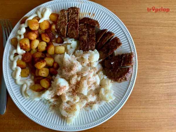 Sample Dutch cuisine 