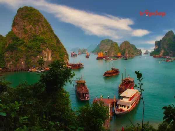 Ha Long Bay