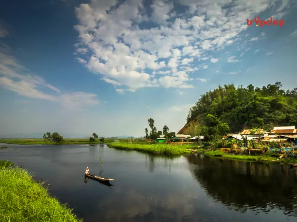 4.Loktak Lake, Manipur
