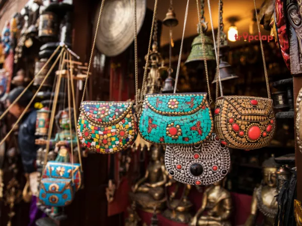 Street Shopping at Colaba Causeway and Linking Road