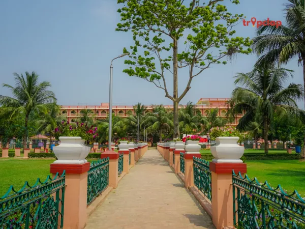 About the Mayapur Temple Complex