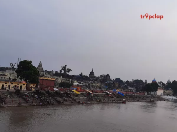 4. Enjoy boat rides at Sarayu River Ghats