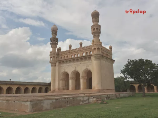 1. Explore Gandikota Fort
