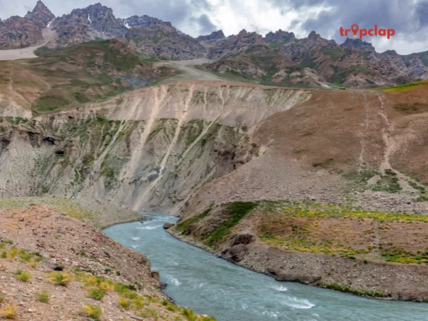13. Drass River