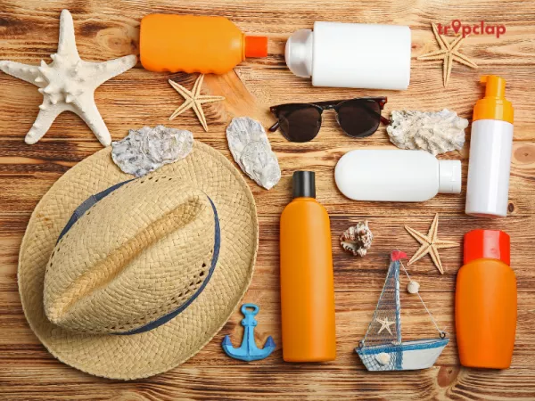 Tips for Travelers to visit the countries where the sun never sleeps