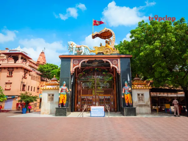 1. Krishna Janmabhoomi Temple