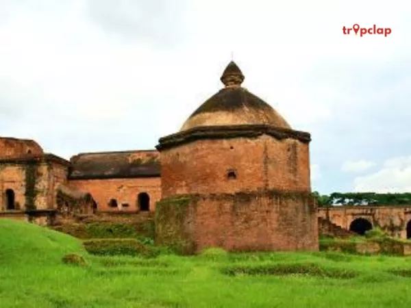 7. Talatal Ghar