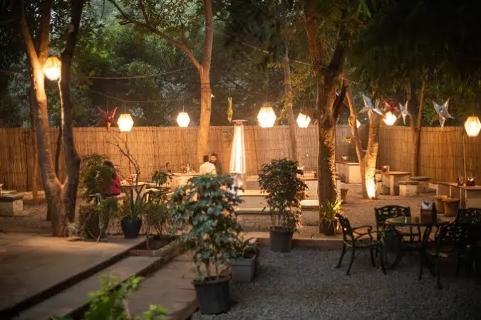 4. Roots – Café in the Park