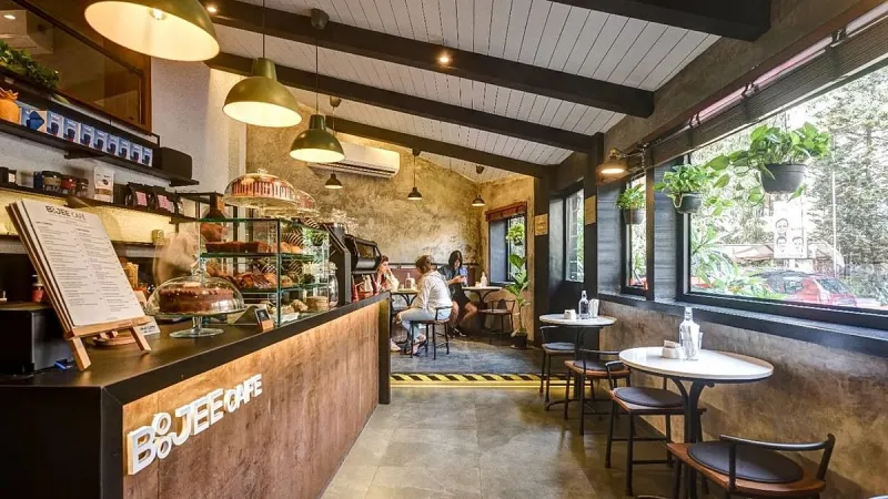 6. Boojee Café
