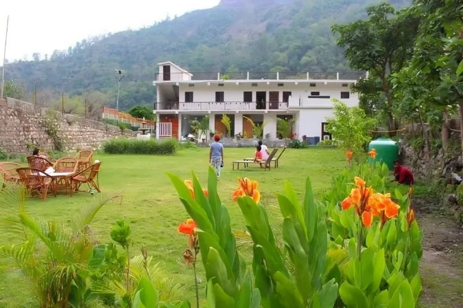 5. Lamyali Farm