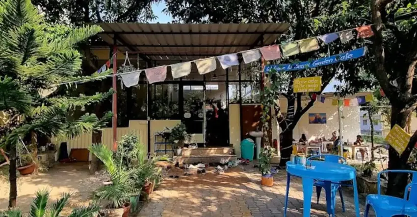 1. Secret Garden Cafe