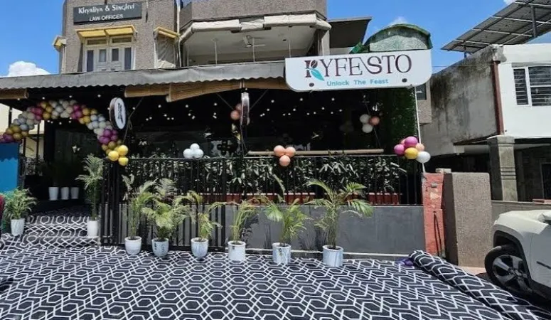 9. Kyfesto Café