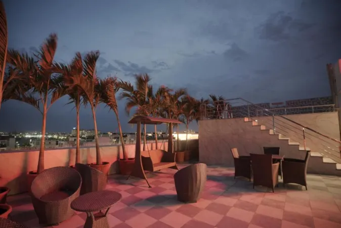 10. Hotel Aana Inn Prime