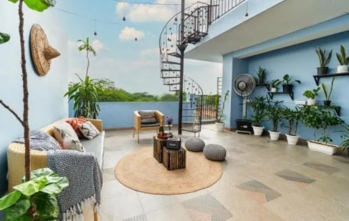 4. Minimalist Poshtel & Suites